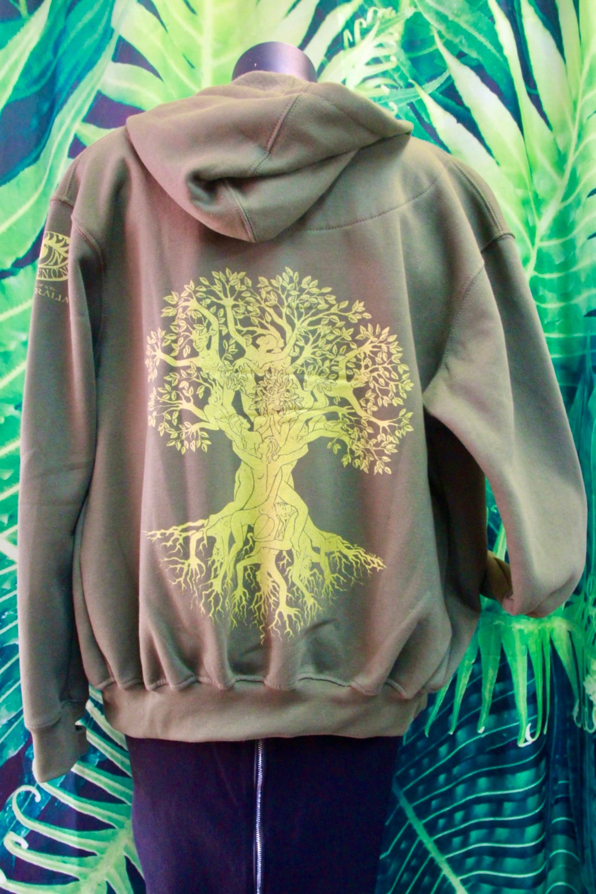 Silhouette Tree of Life Hoodie Uni-sex